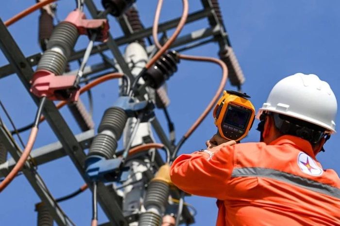 EVN khuyến cáo người dân tiết kiệm điện - Đài Phát thanh và truyền hình Hà Nội
