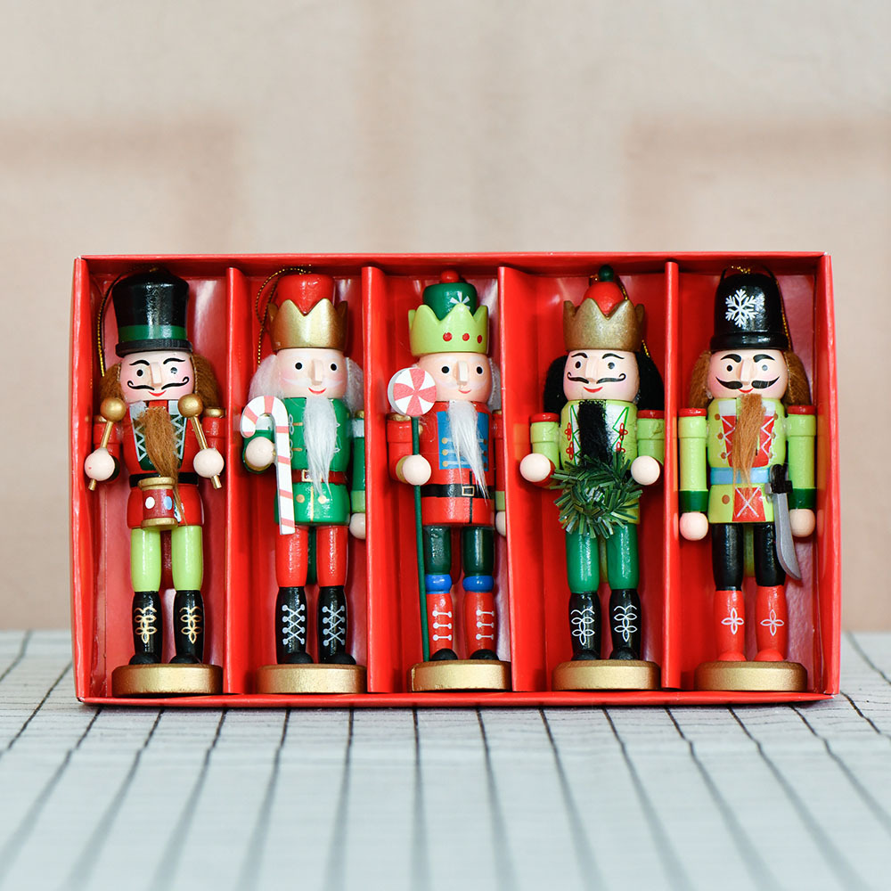 Nutcracker Wooden Figures Set, 13 cm
