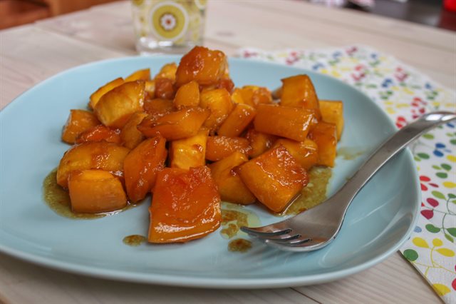 Bí Đỏ Nướng Caramel