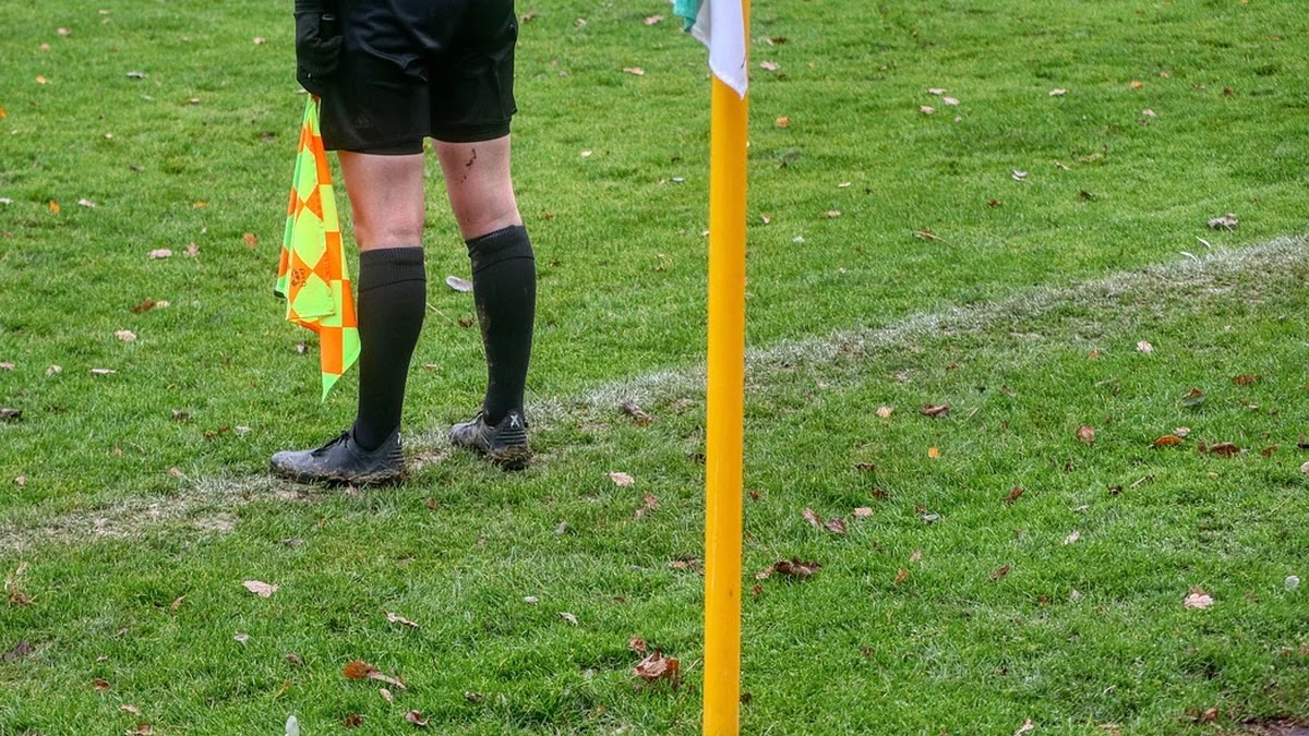 축구 오프사이드 규칙이 경기 흐름에 미치는 영향과 오해 정리