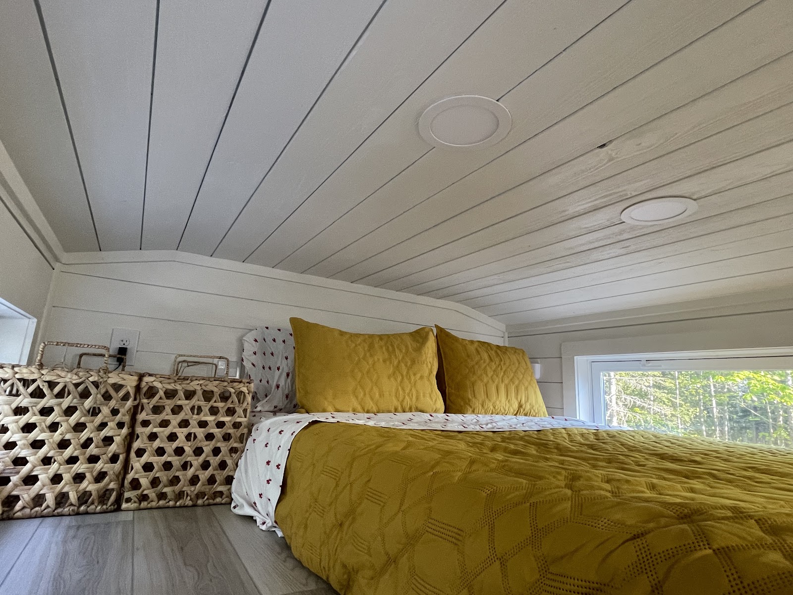 Guest loft queen bed