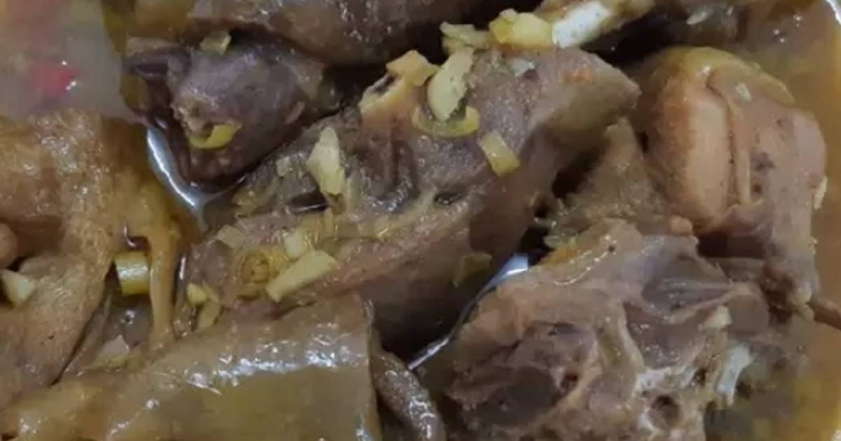 Gà xào sả ớt