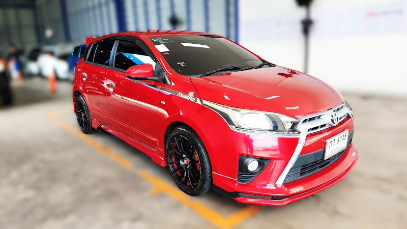 TOYOTA YARIS ECO