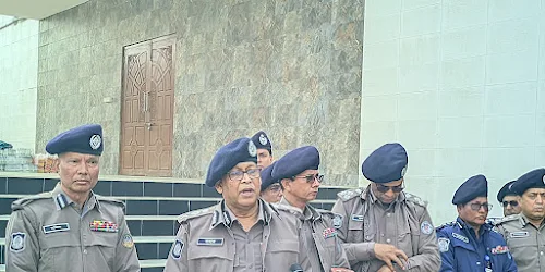 রংপুর রেঞ্জের বিভিন্ন পুলিশ কর্মকর্তাদের সঙ্গে বিশেষ কল্যাণ সভায়