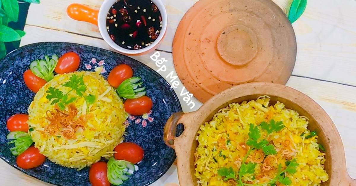 Cơm Chiên Gà Cá Mặn