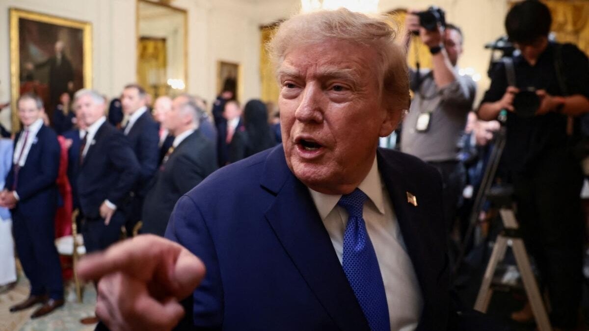 Trump Demands Iran Compensation Amid Tehran’s War Claims
