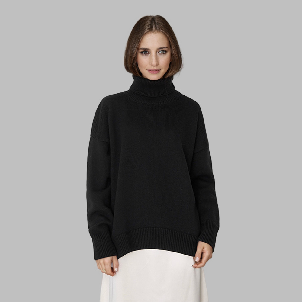 Casual turtle neck sweater in classic design