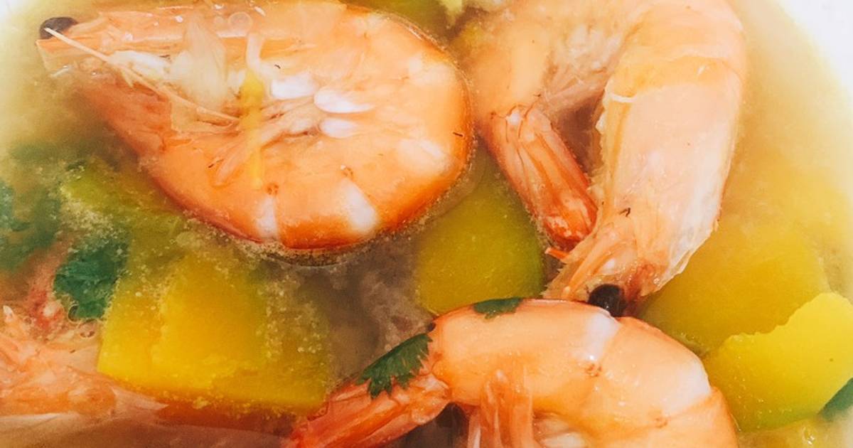 Canh bí đỏ tôm thịt