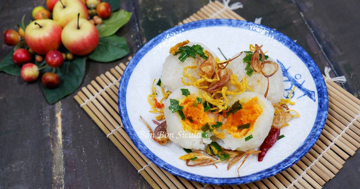 Xôi Bọc Trứng Muối
