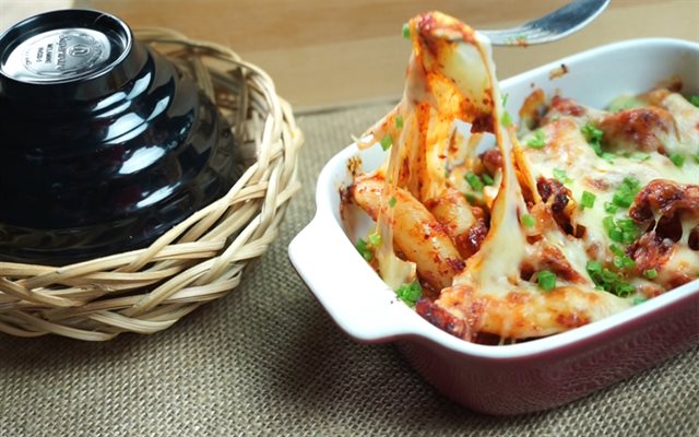 Gà Cay Tteokbokki Phủ Phô Mai