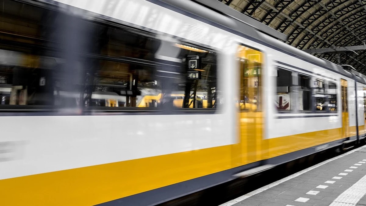 미디어 플랫폼의 추천 알고리즘 작동 원리와 한계