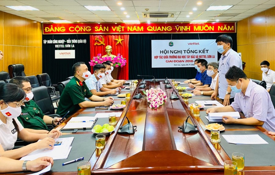 Hội nghị tổng kết hợp tác giữa Trường Đại học Tây Bắc và Viettel Sơn La giai đoạn 2018 - 2020