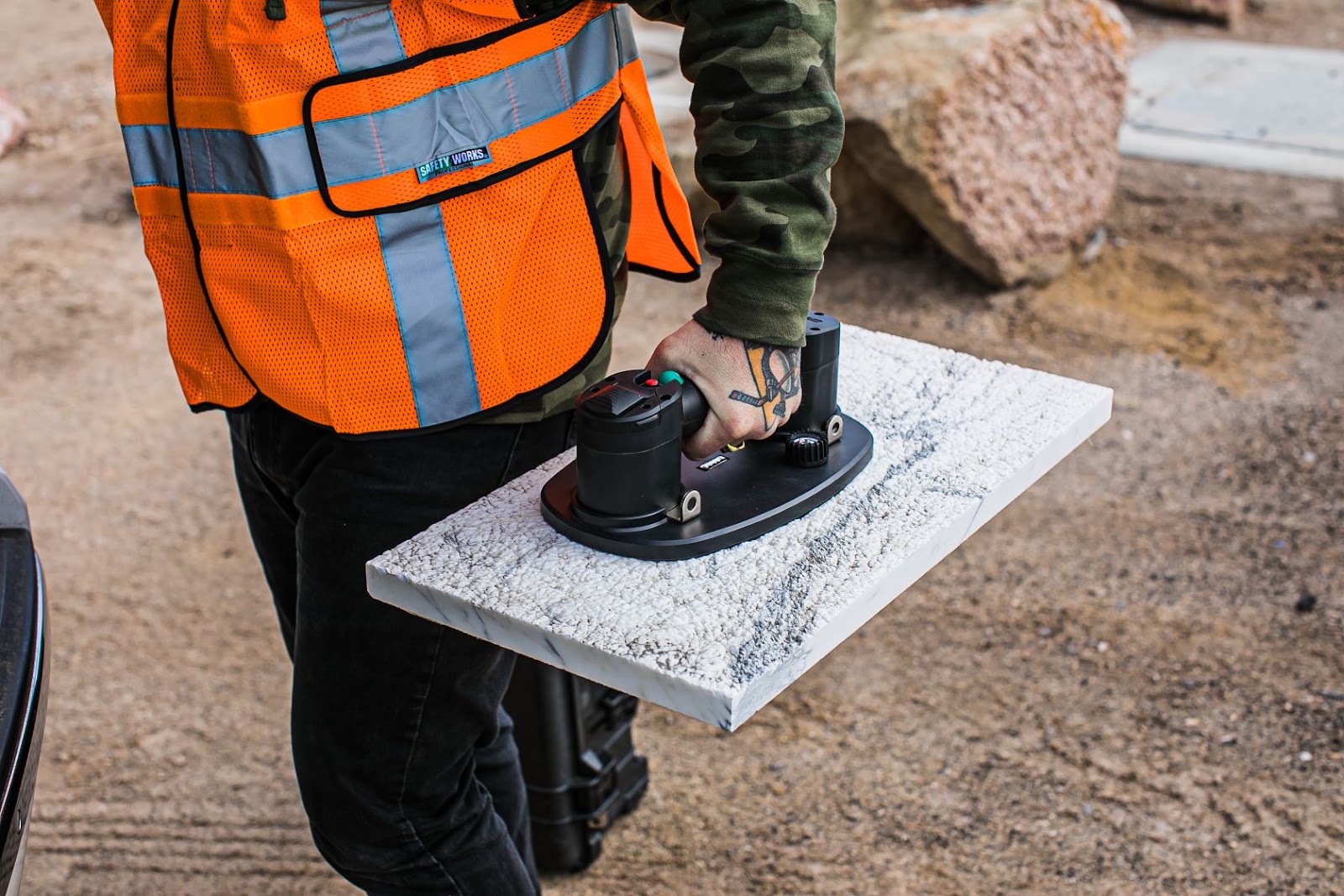 What Makes GRABO A Top Tool For Construction Workers