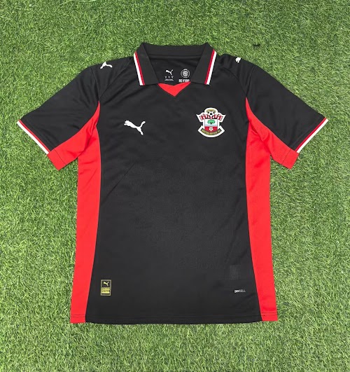 25-26 Southampton Visitante.jpg