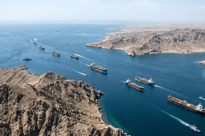 Xuất hiện lối thoát mới khỏi yết hầu Hormuz - Tạp chí Tri thức