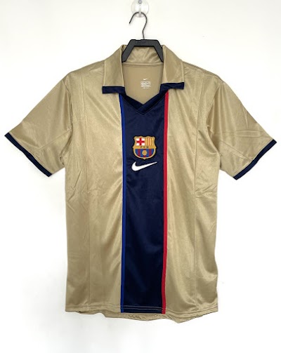 Retro 2001-02 Barcelona Visitante @lumorasports.jpeg