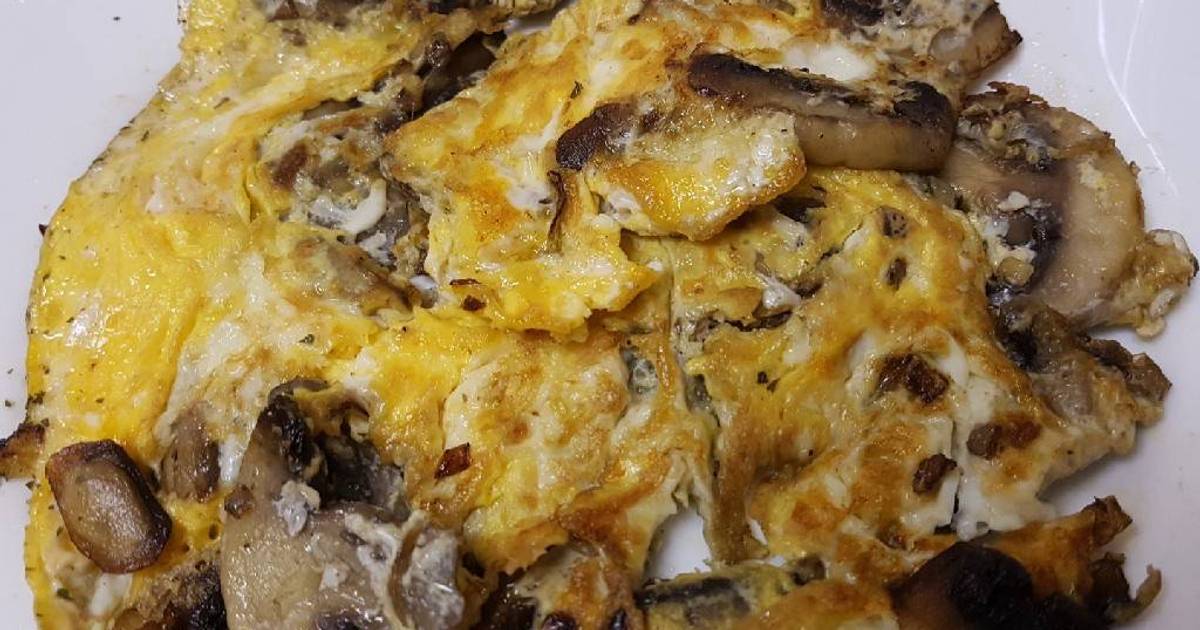 Trứng rán với nấm (Omellet)