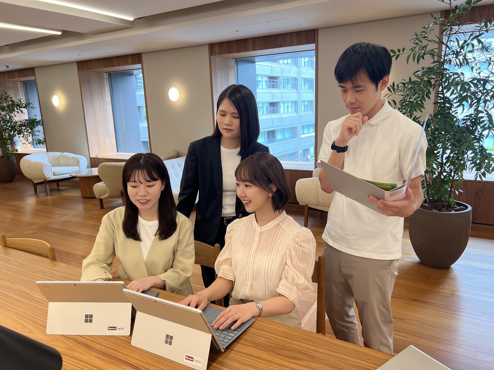 Shiho Sakai Meeting Scene