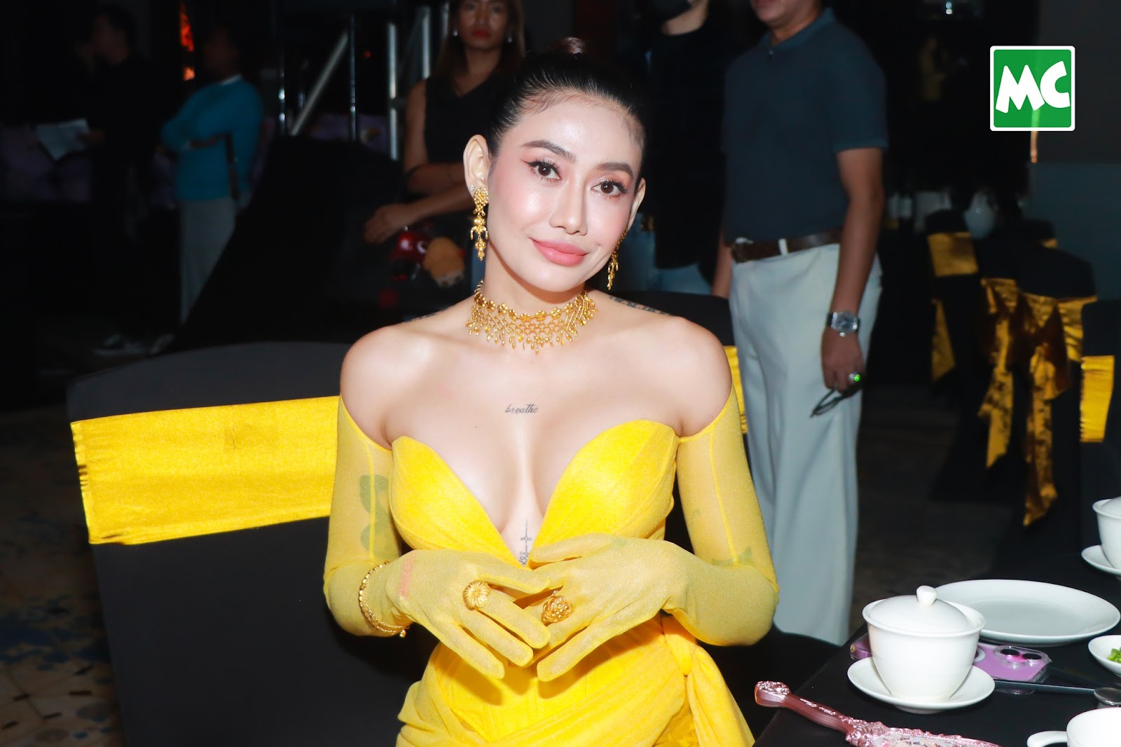 သင်ဇာဝင့်ကျော် - Thinzar Wint Kyaw - Sexy Model and Actress