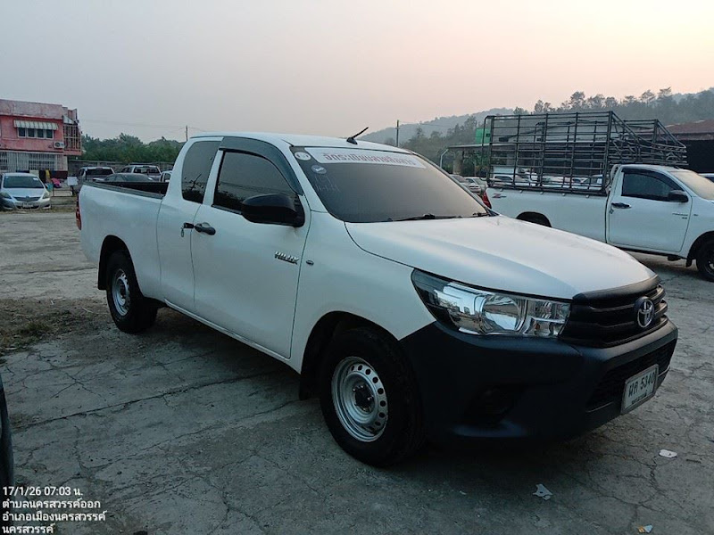 TOYOTA HILUX REVO