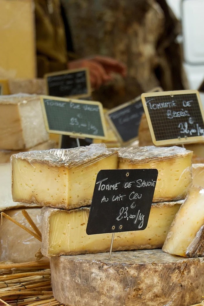 소비자 심리에서 가격 앵커링이 구매 결정에 미치는 영향 분석