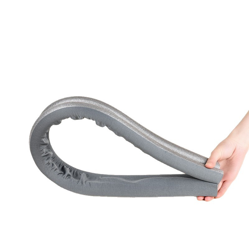 Door bottom seal for sound insulation