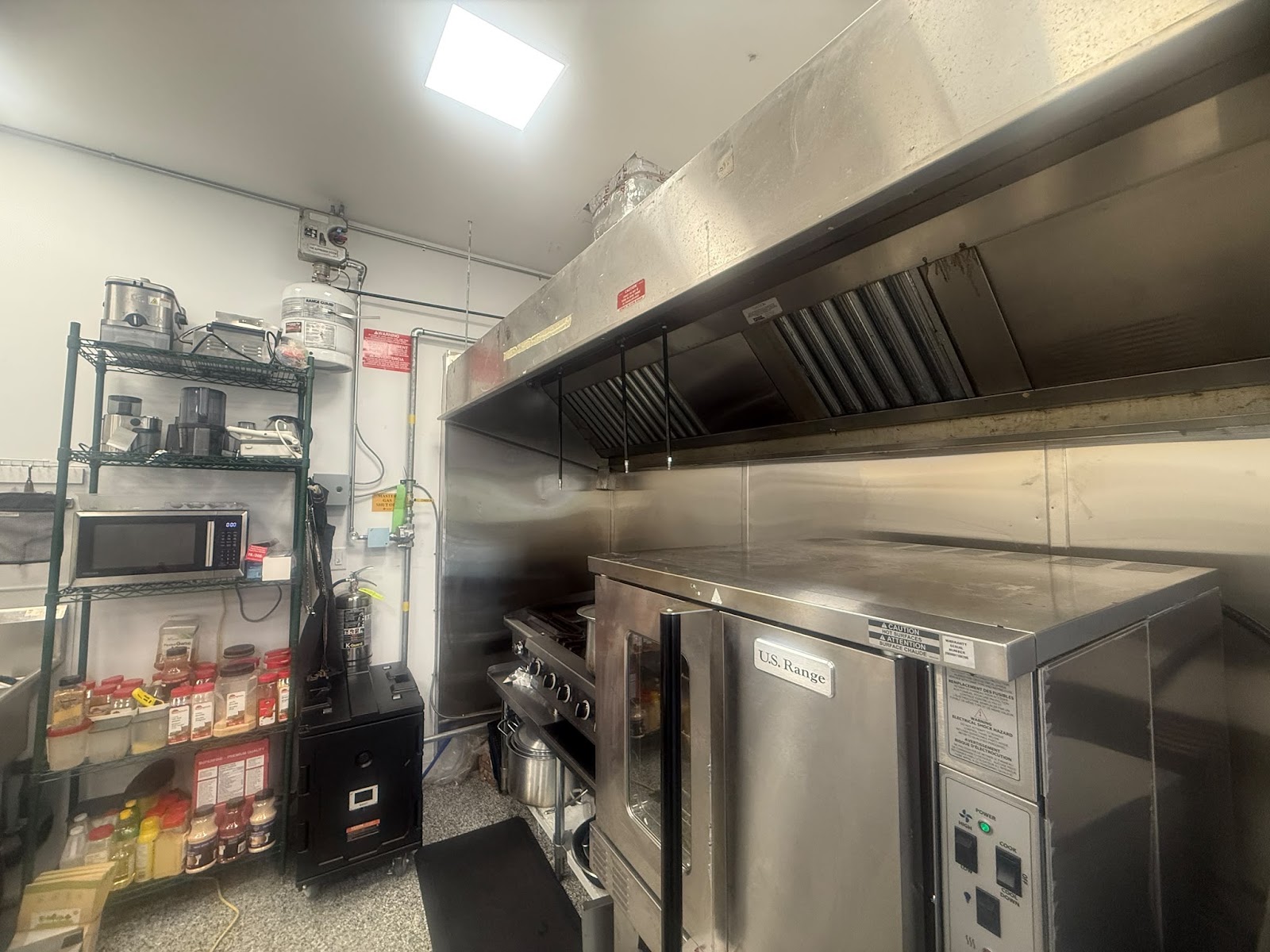Kitchen exhaust hood