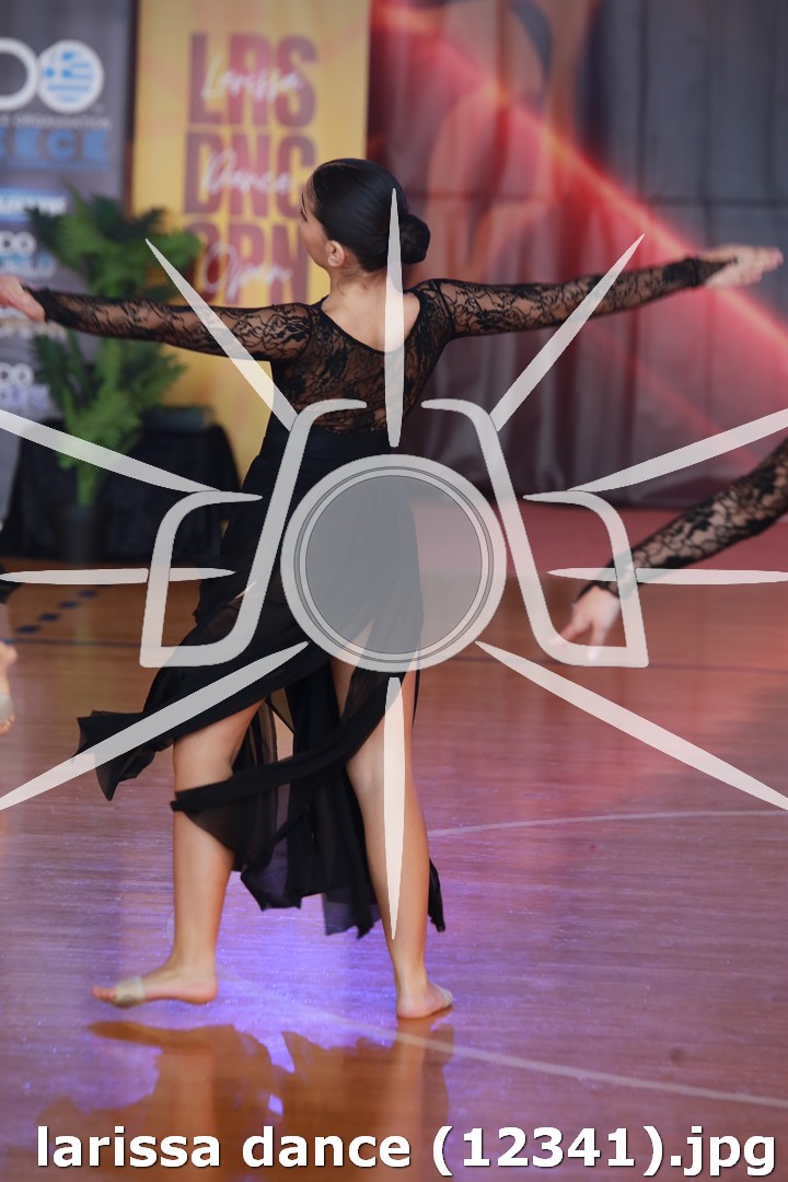larissa dance (12341).jpg