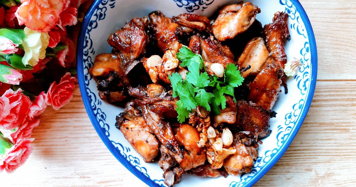 Gà cháy tỏi