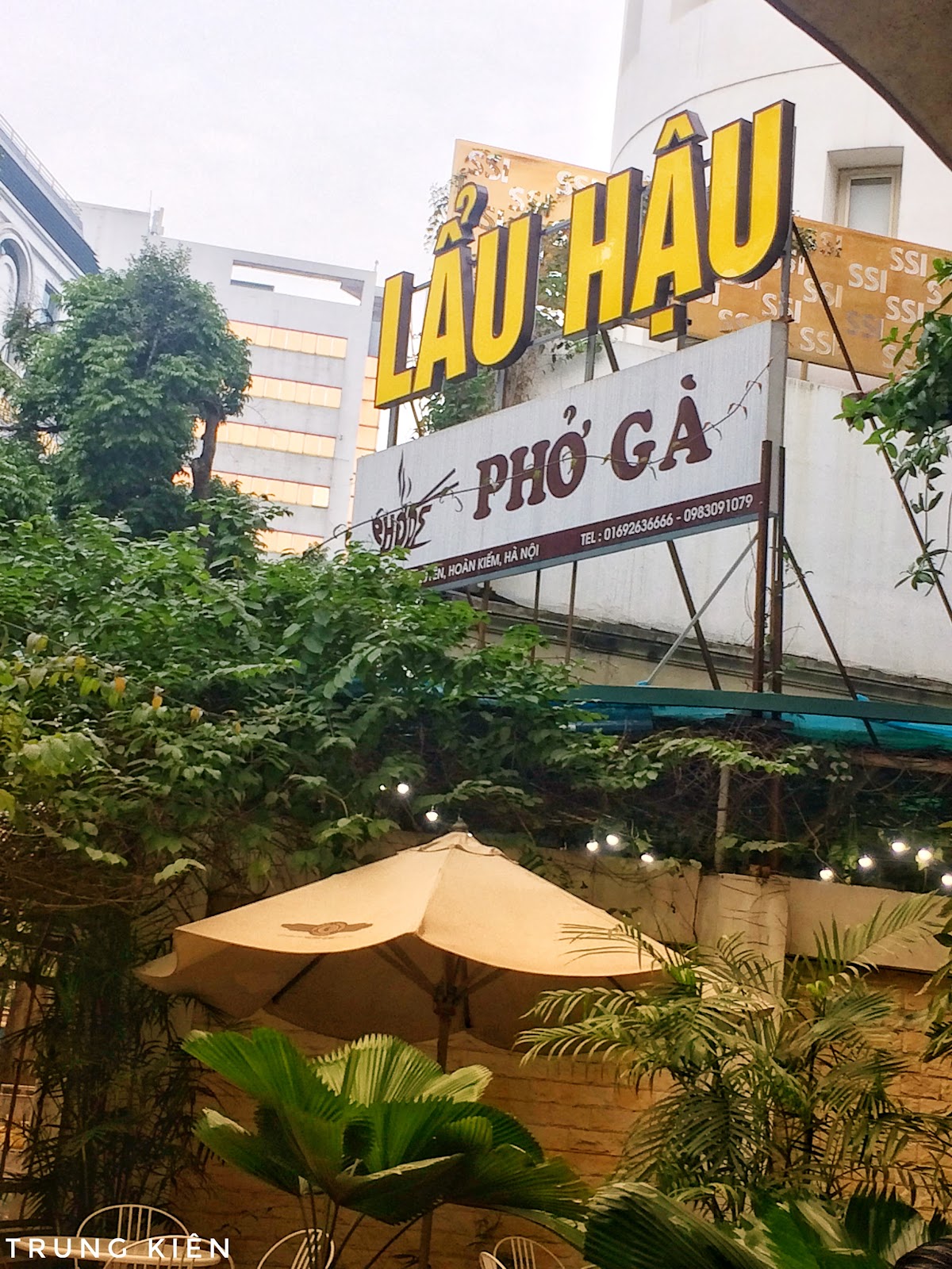 Cà Phê Thứ Bảy
