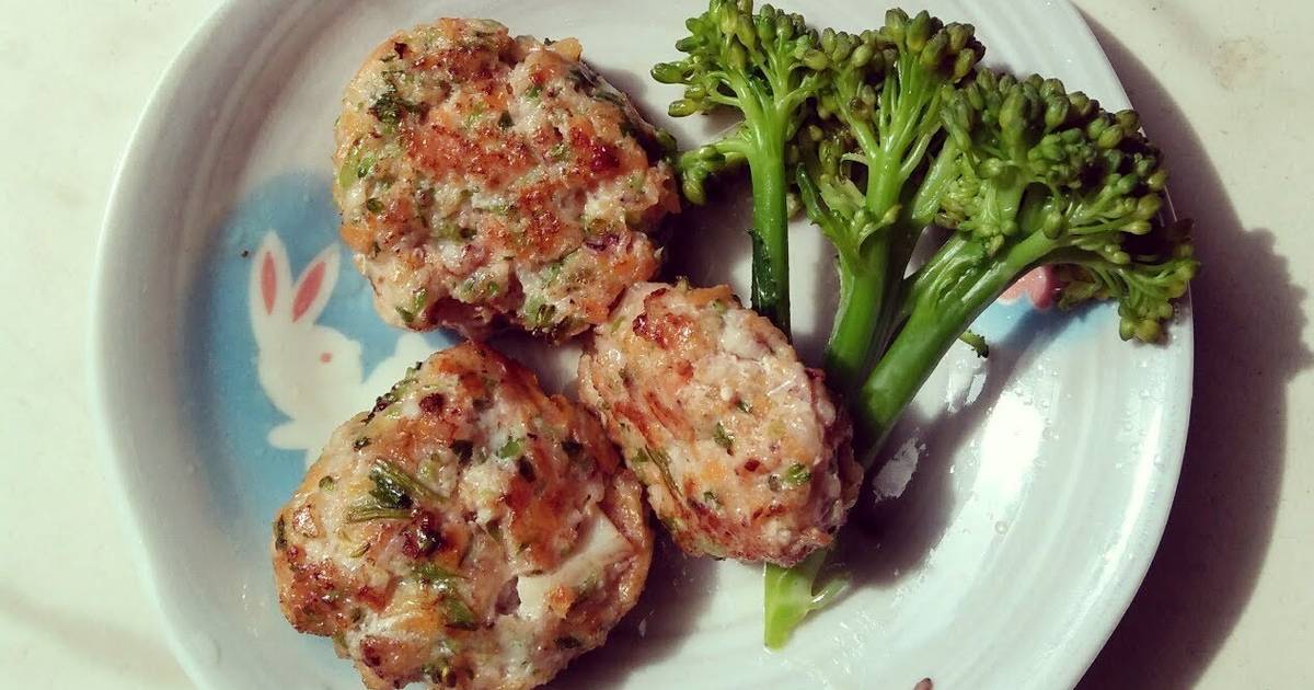 Chả mực rau củ cho bé