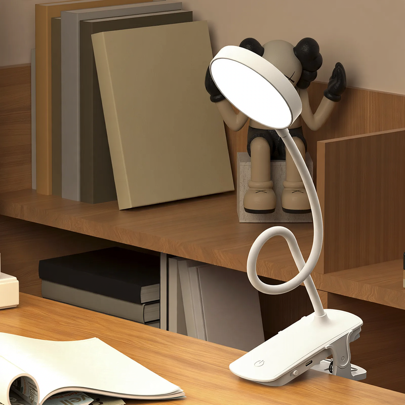 Eye-friendly LED clamp lamp for studying and reading