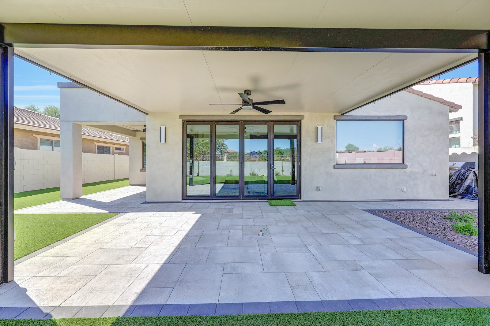 Core Landscape outdoor living space