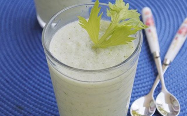 Sinh Tố Cần Tây