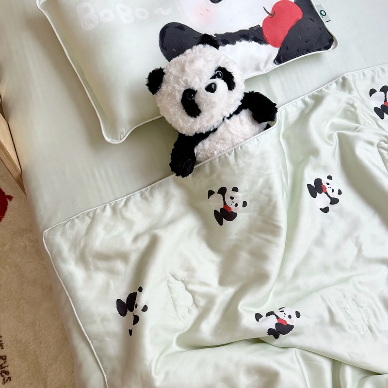 Summer blanket for children made from Lyocell fiber