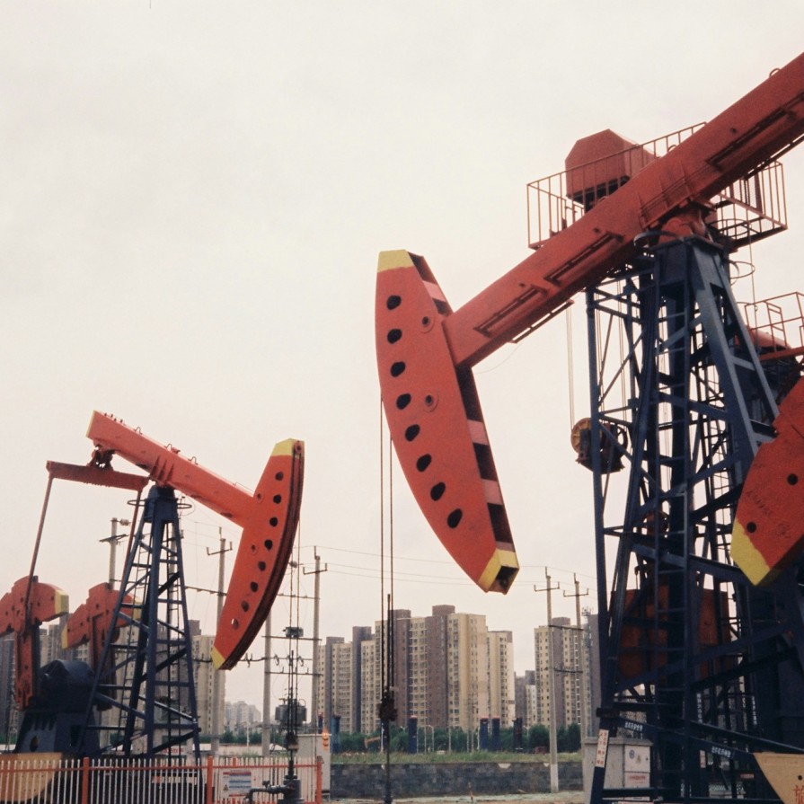 Ấn Độ tìm nguồn cung dầu mới tại Angola, Venezuela trước sự cạn kiệt từ Trung Đông