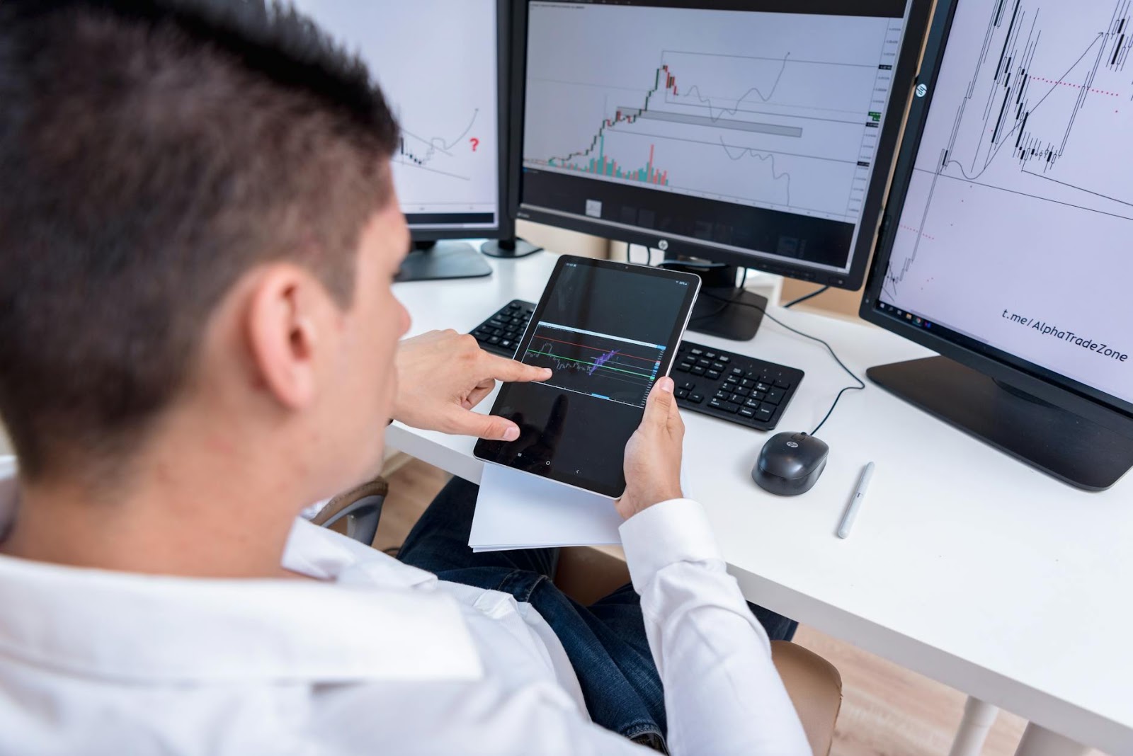 An investor analyzing data for strategic Ethereum price analysis decisions