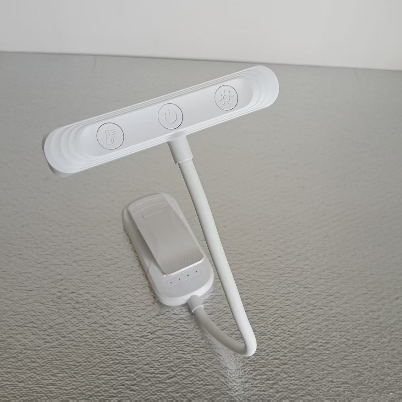 LED clamp lamp, 19 LEDs, USB-C