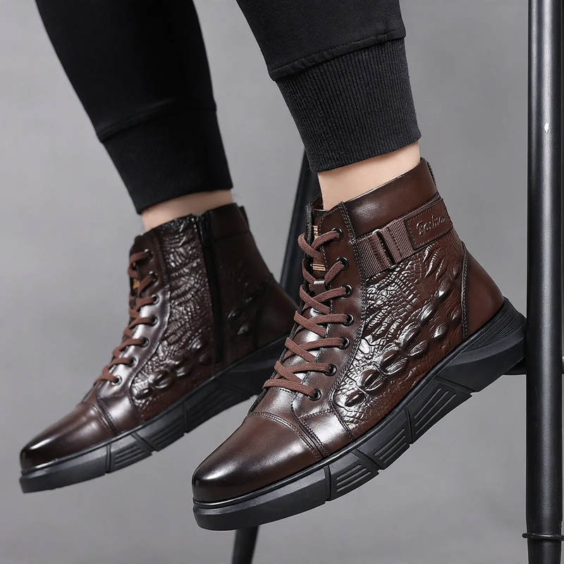 Lined Men's Leather Boots with Lambswool Blend