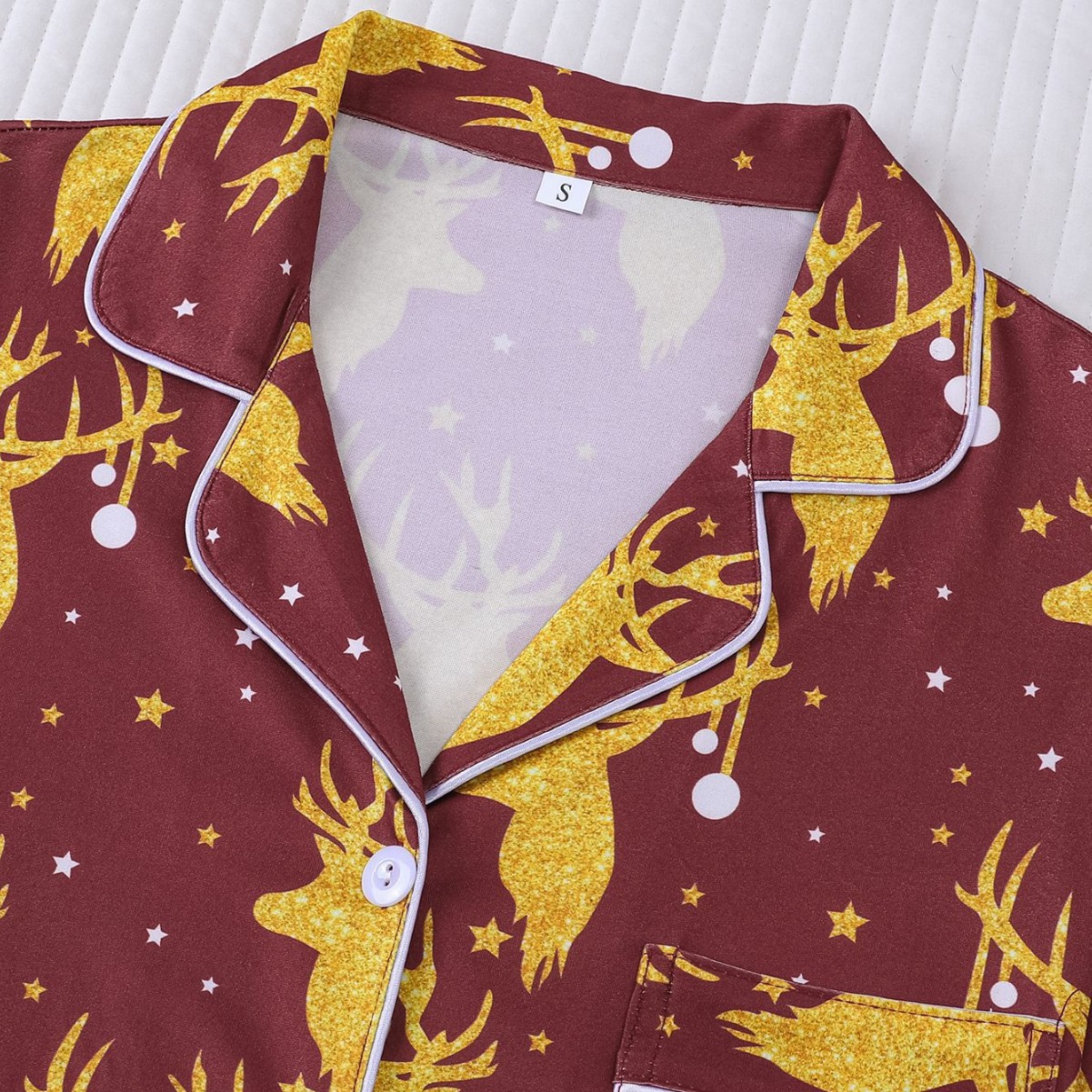 Women's loungewear, long-sleeved, with gold reindeer print