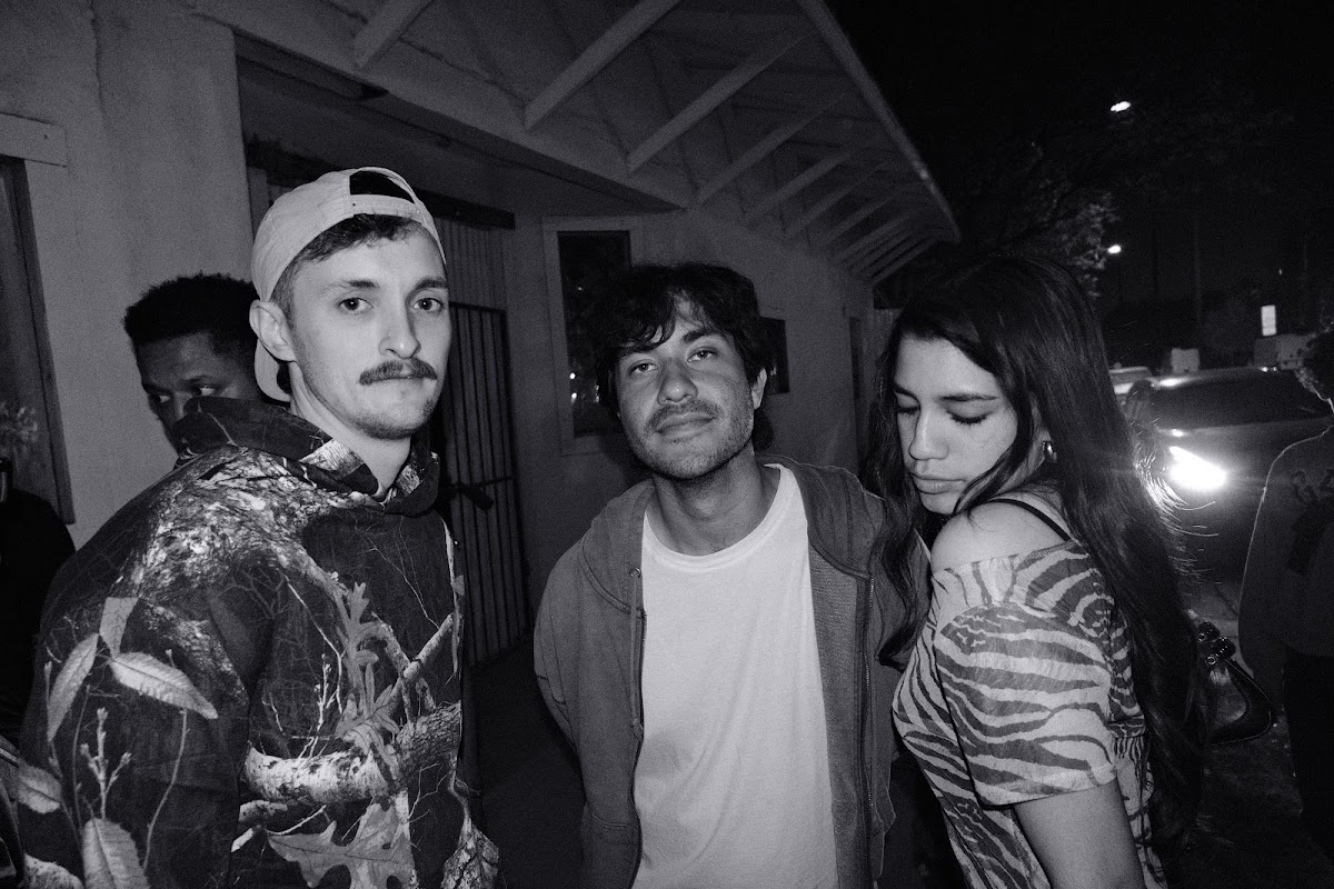 @tlau.photos_thelostandunfounds_2026-03-29_austin_last_night_noir_039