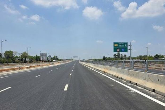 Cao tốc Biên Hòa – Vũng Tàu 'chạy nước rút' trước ngày thông xe - Tạp chí Người Đưa Tin
