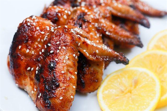 Cánh Gà Nướng Mật Ong Mè