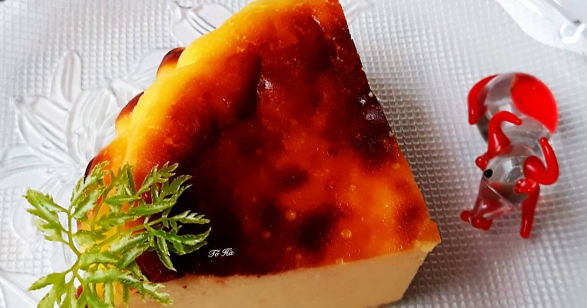 Bánh PHÔ MAI cháy (Basque burnt cheesecake)