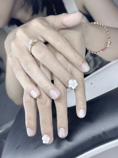 Mẫu nail 250k