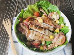 Một món ăn thơm ngon, "eat - clean" và thanh sạch sẽ là gợi ý tuyệt vời cho bữa cơm tối gia đình bạn đấy. Màu sắc bắt mắt, hấp dẫn sẽ kích thích bạn và gia đình ăn ngon hơn nè.