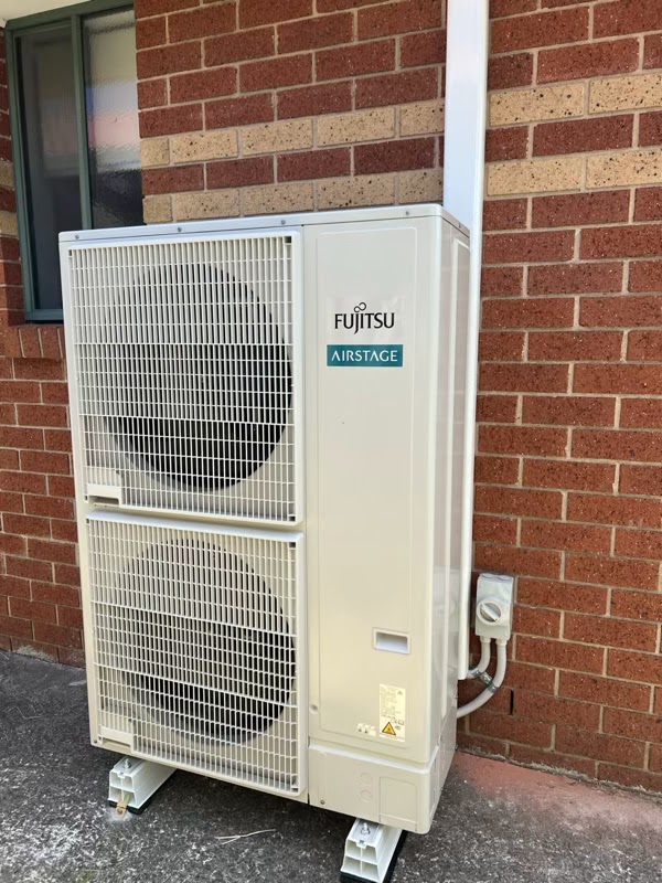 Fujitsu Airstage outdoor condenser installation