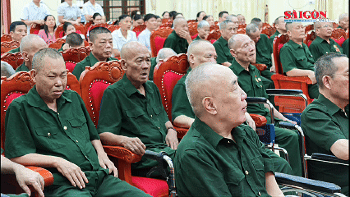 TPHCM tặng quà các thương bệnh binh tại Bắc Ninh và Ninh Bình - Báo Sài Gòn Giải Phóng