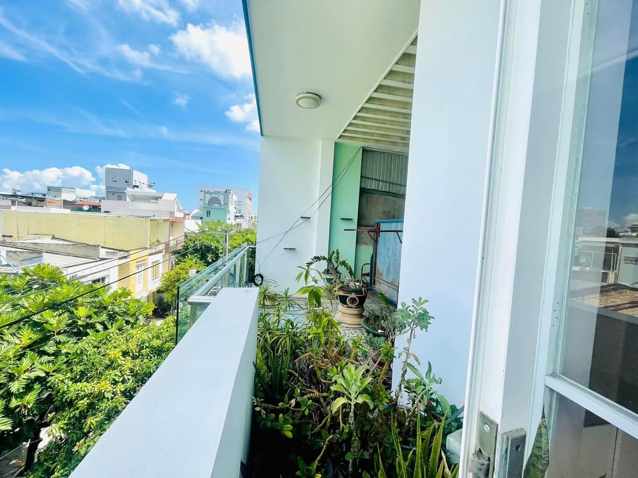 📣  TRỐNG SẴN 1 PHÒNG BAN CÔNG GẦN ĐÔNG Á 4