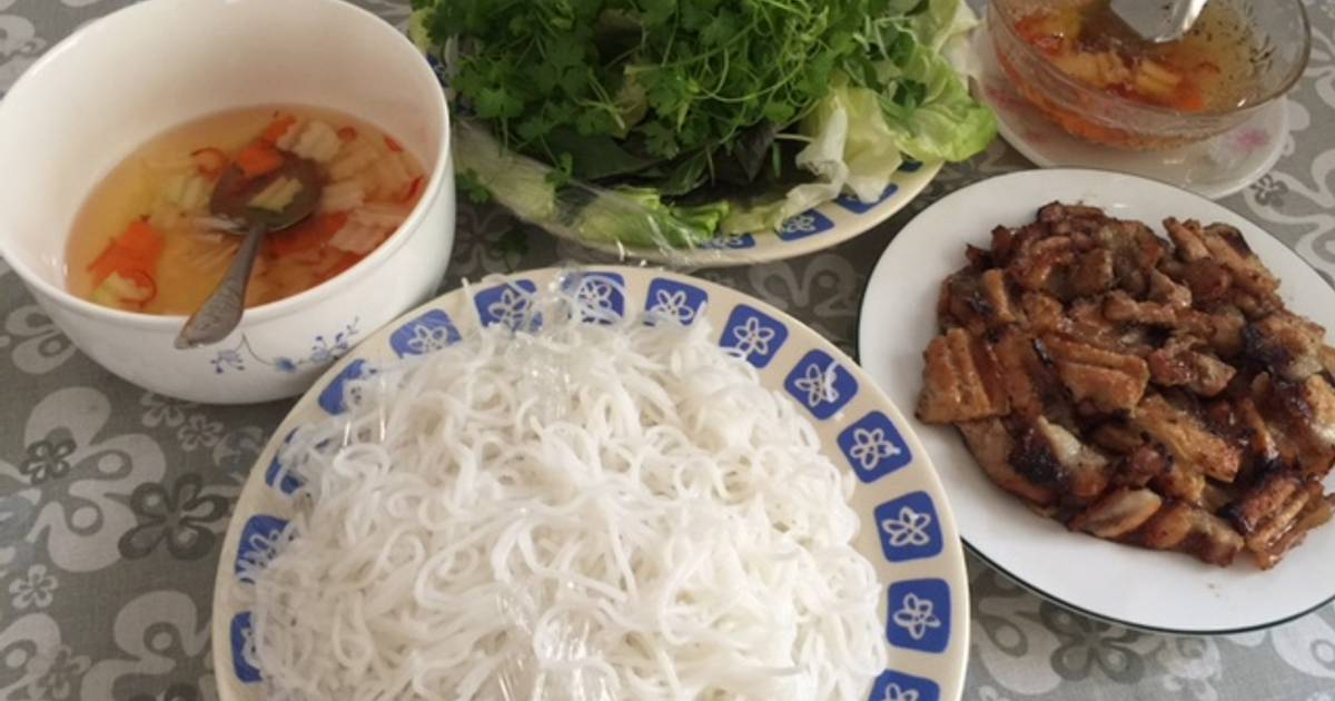 Bún thịt nướng
